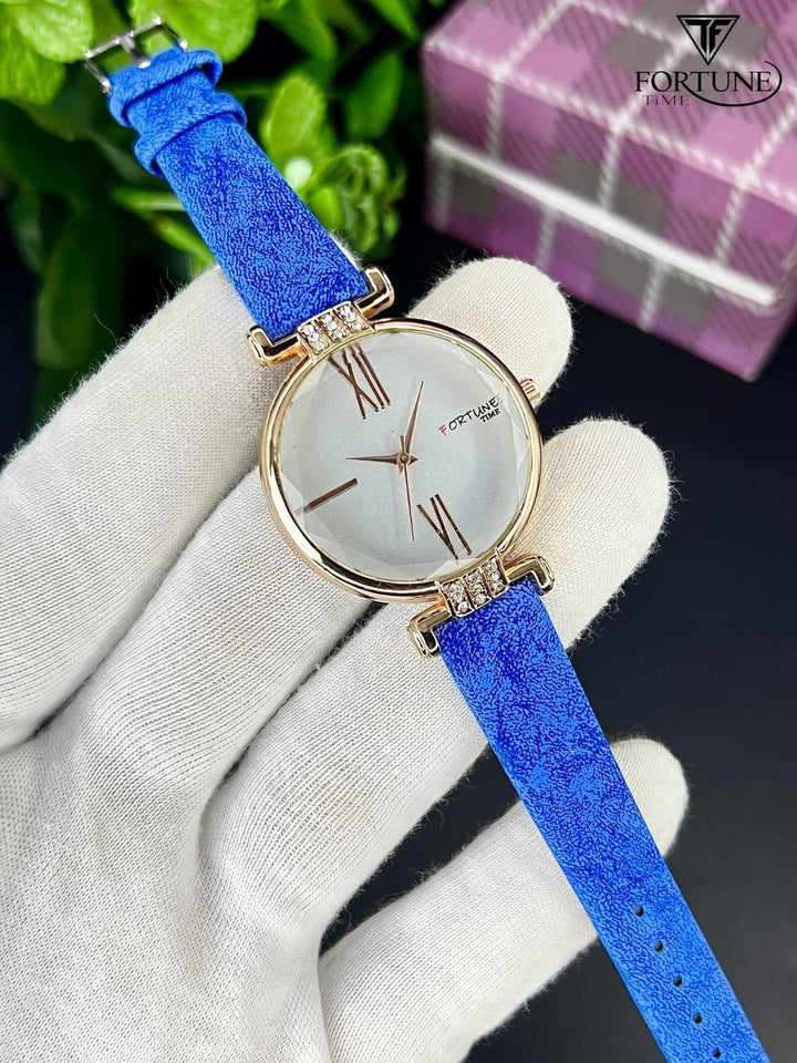 Stylish Women's Brown Leather Watch - Quartz Movement, Water Resistant - 1 Pc