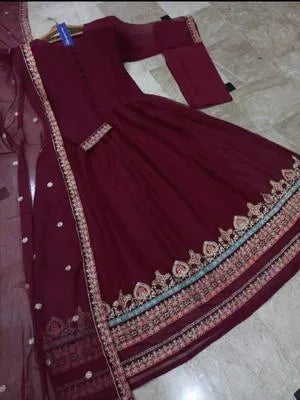3 Pcs Women's Stitched Shamoz Silk Embroidered Maxi Suit