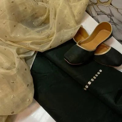3 Pcs Women's Unstitched Plain Suit