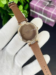 Stylish Women's Brown Leather Watch - Quartz Movement, Water Resistant - 1 Pc