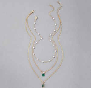 Green stone and white Pearl Pendant